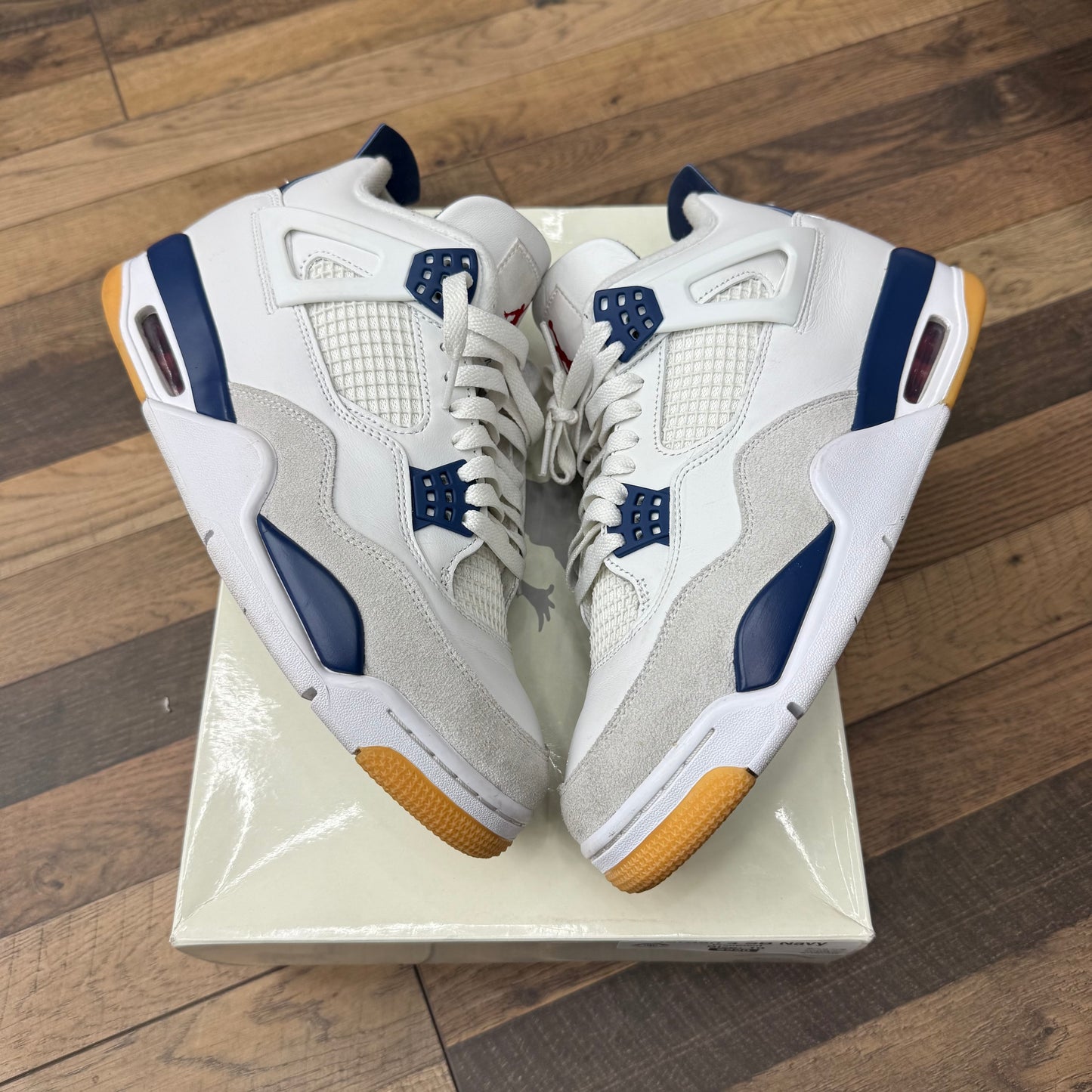 Jordan 4 SB Navy Sz 10 (Preowned)