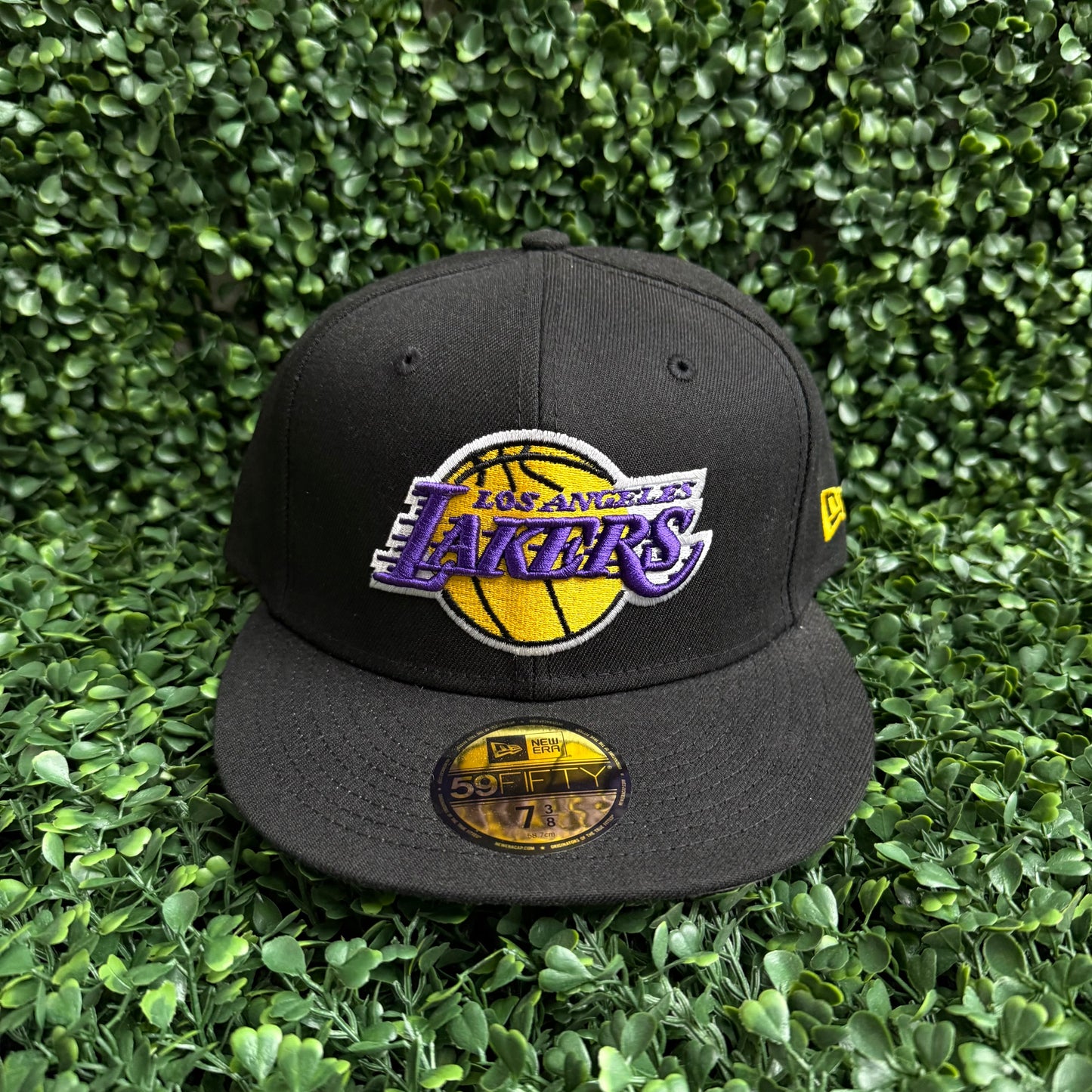 Lakers New Era Fitted (Multiple Sizes)