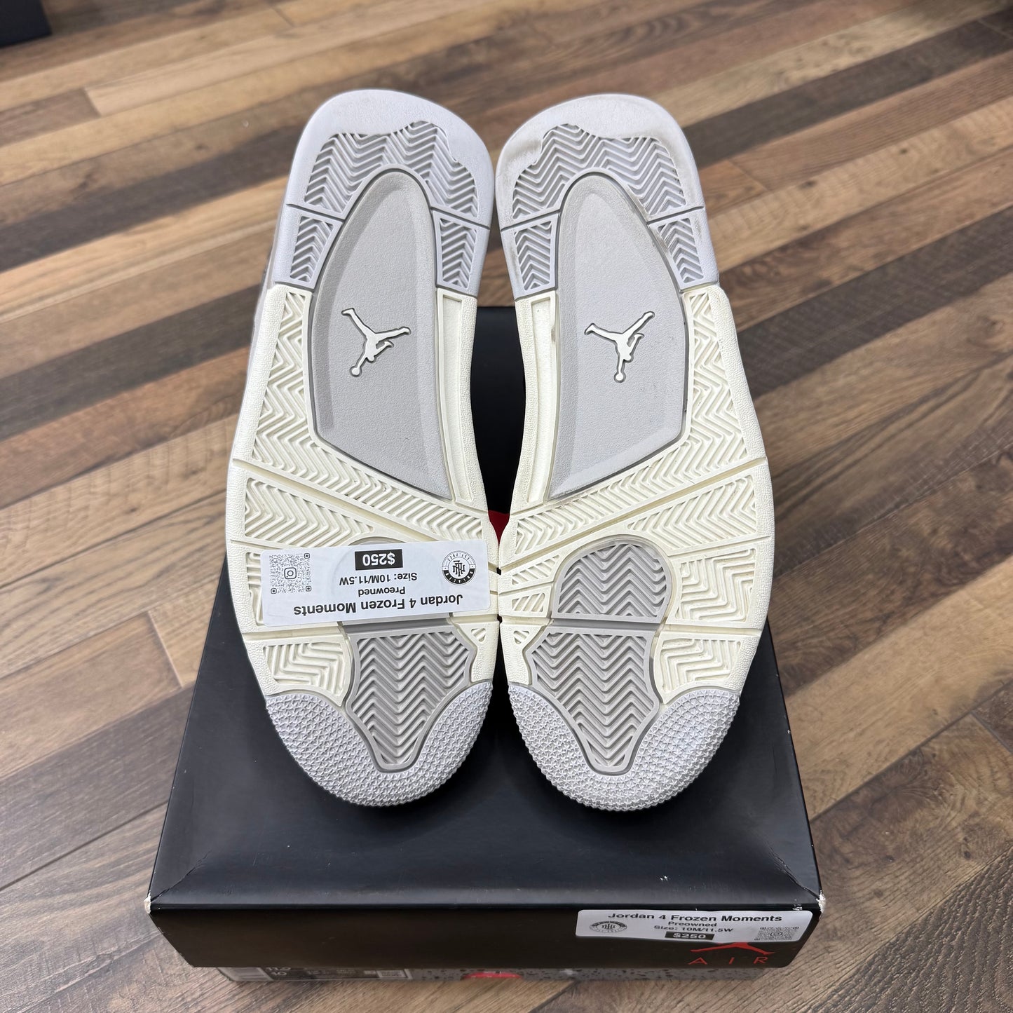 Jordan 4 Frozen Moments Sz 10M/11.5W (Preowned)