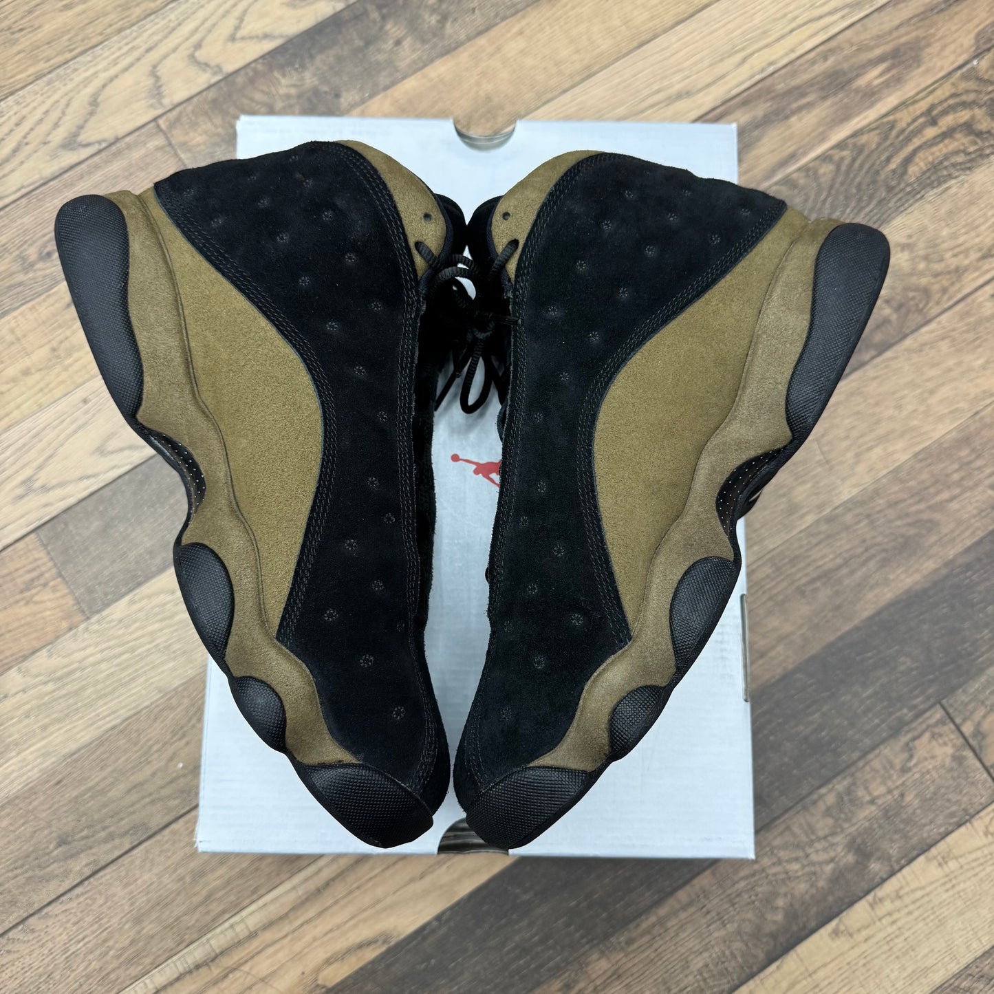 Jordan 13 Olive Sz 10.5 (Preowned)