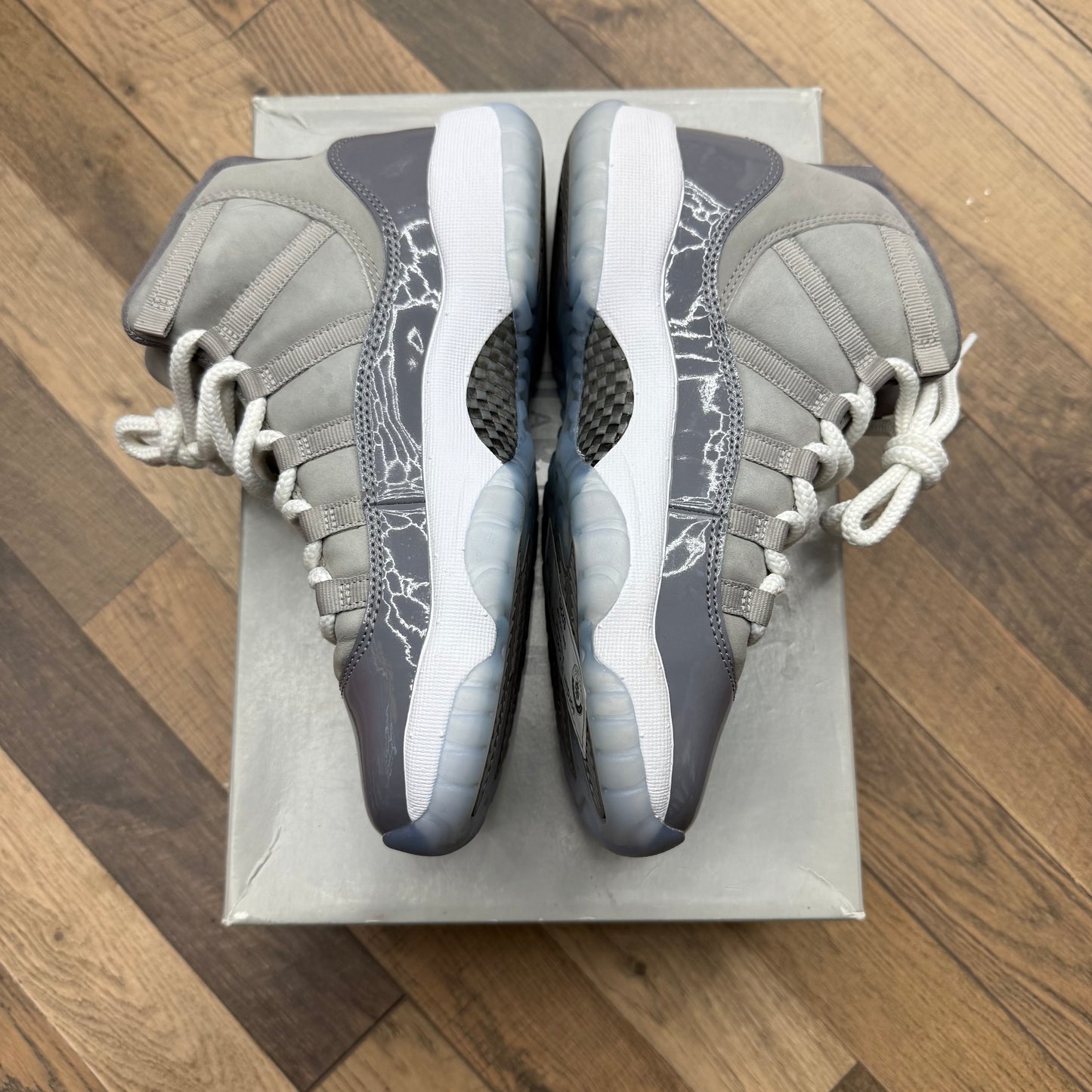 Jordan 11 Cool Grey Sz 5Y (Preowned)