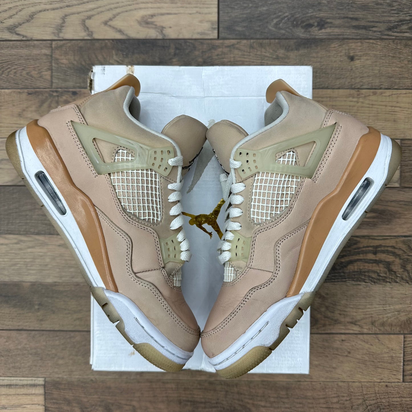 Jordan 4 Shimmer Sz 7W/5.5M (Preowned)