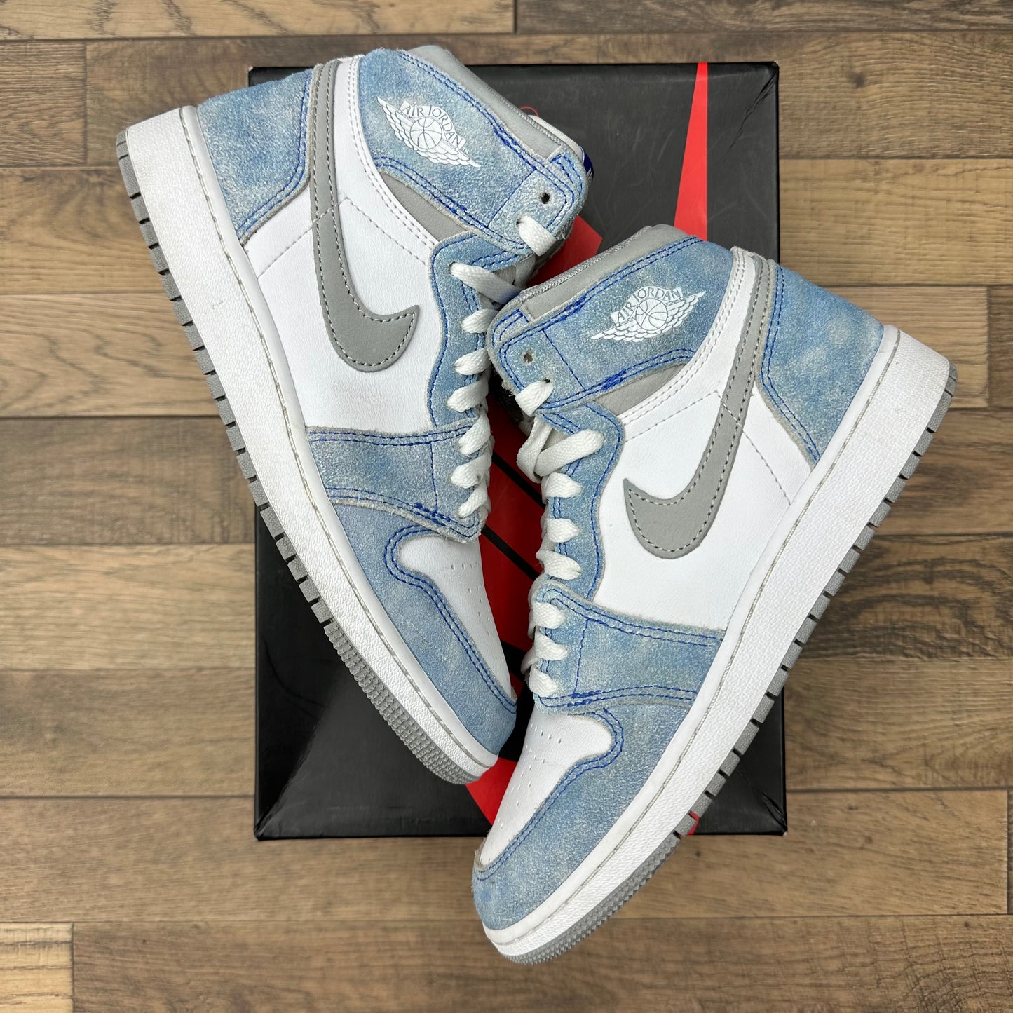Jordan 1 High Hyper Royal Sz 5.5Y (Preowned)