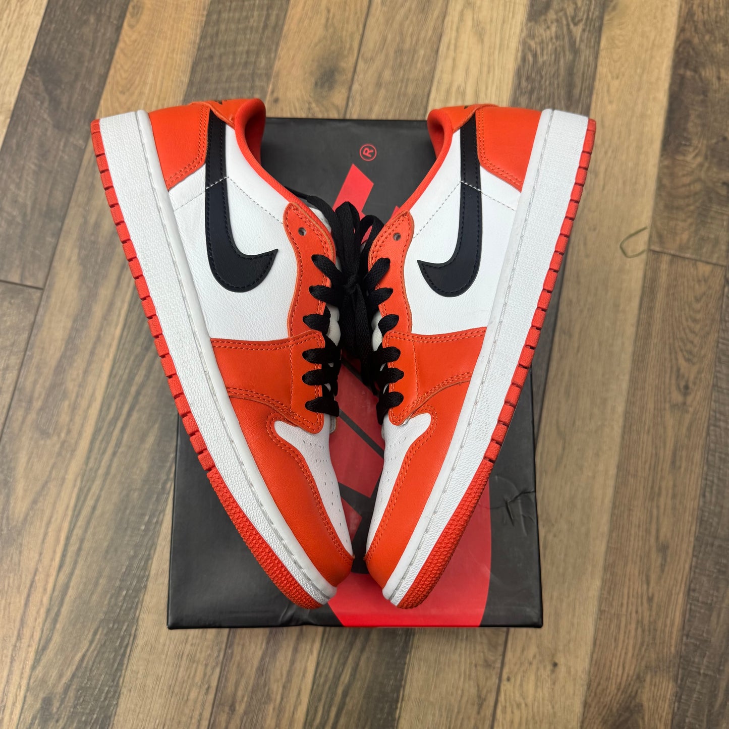Jordan 1 Low Starfish Sz 10W/8.5M (Preowned)