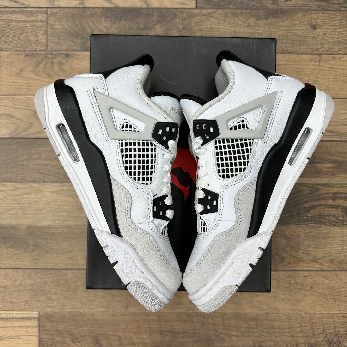 Jordan 4 Military Black Sz 4Y (Preowned)