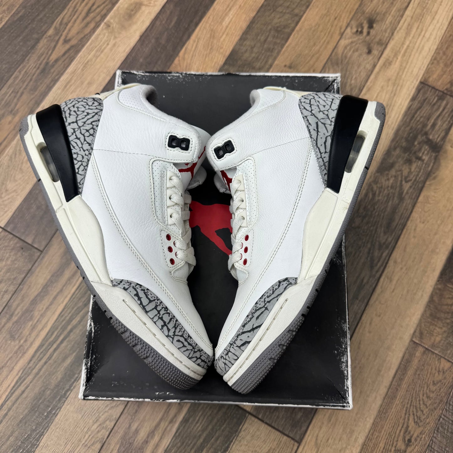 Jordan 3 Reimagined White Cement Sz 8.5 (Preowned)
