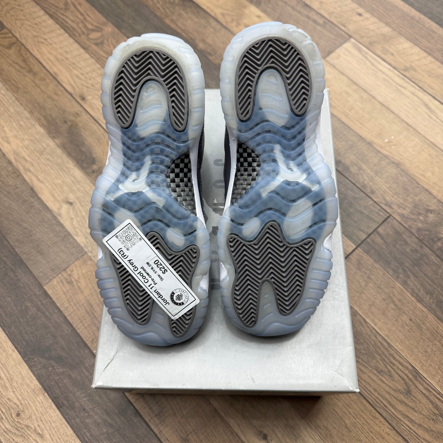 Jordan 11 Cool Grey Sz 5Y (Preowned)