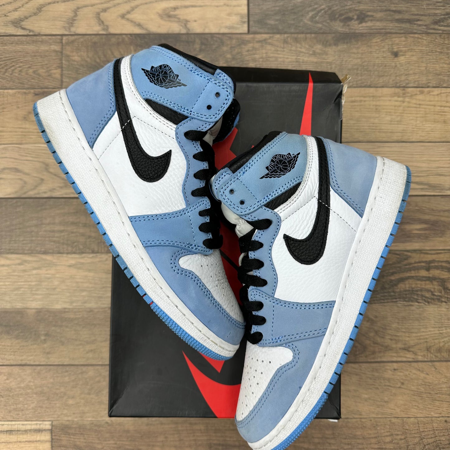 Jordan 1 High University Blue Sz 6Y (Preowned)