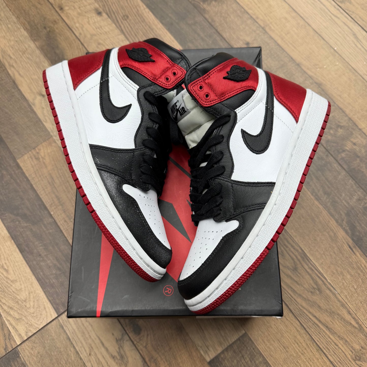 Jordan 1 High Satin Black Toe Sz 7.5W/6M (Preowned)
