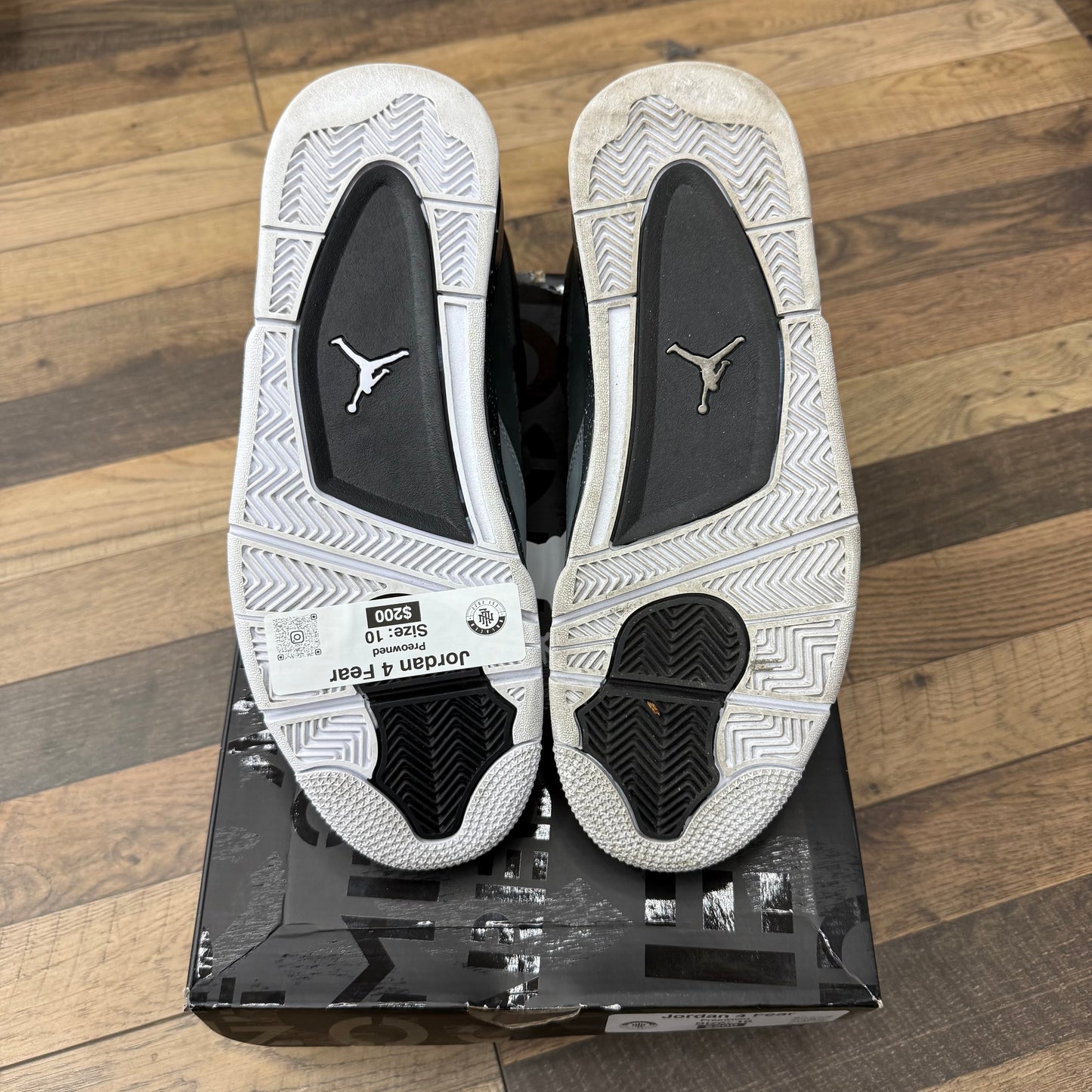Jordan 4 Fear Sz 10 (Preowned)