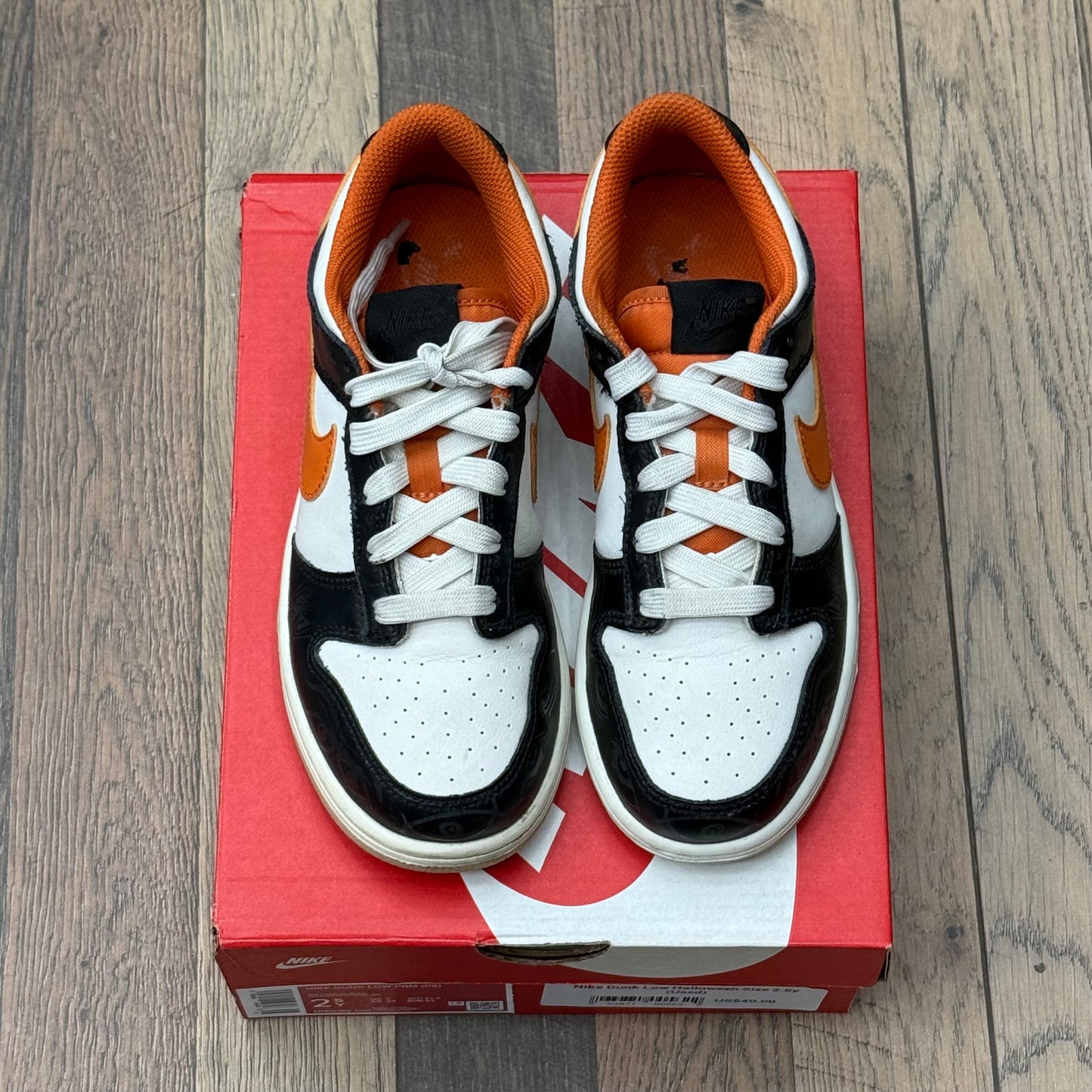Dunk Low Halloween Sz 2.5Y (Preowned)