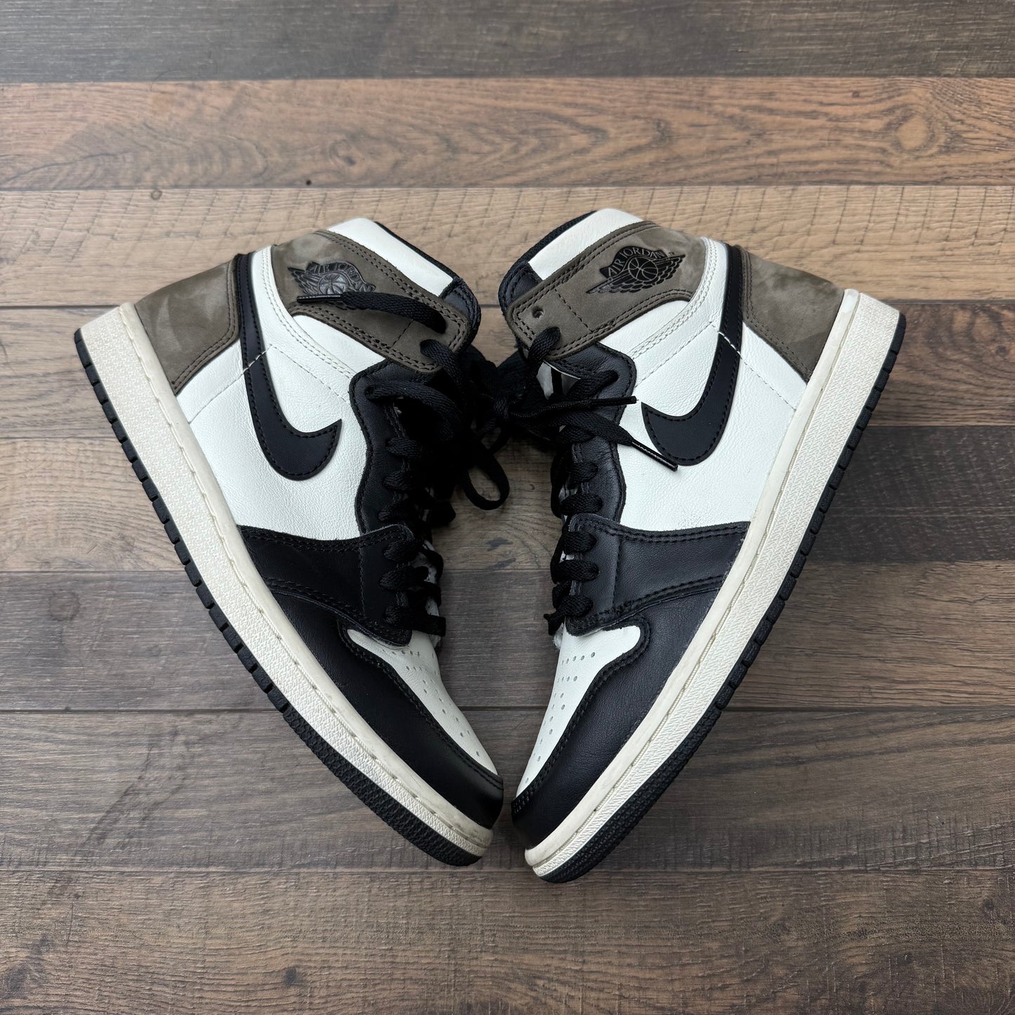 Jordan 1 High Mocha Sz 7.5 (Preowned)