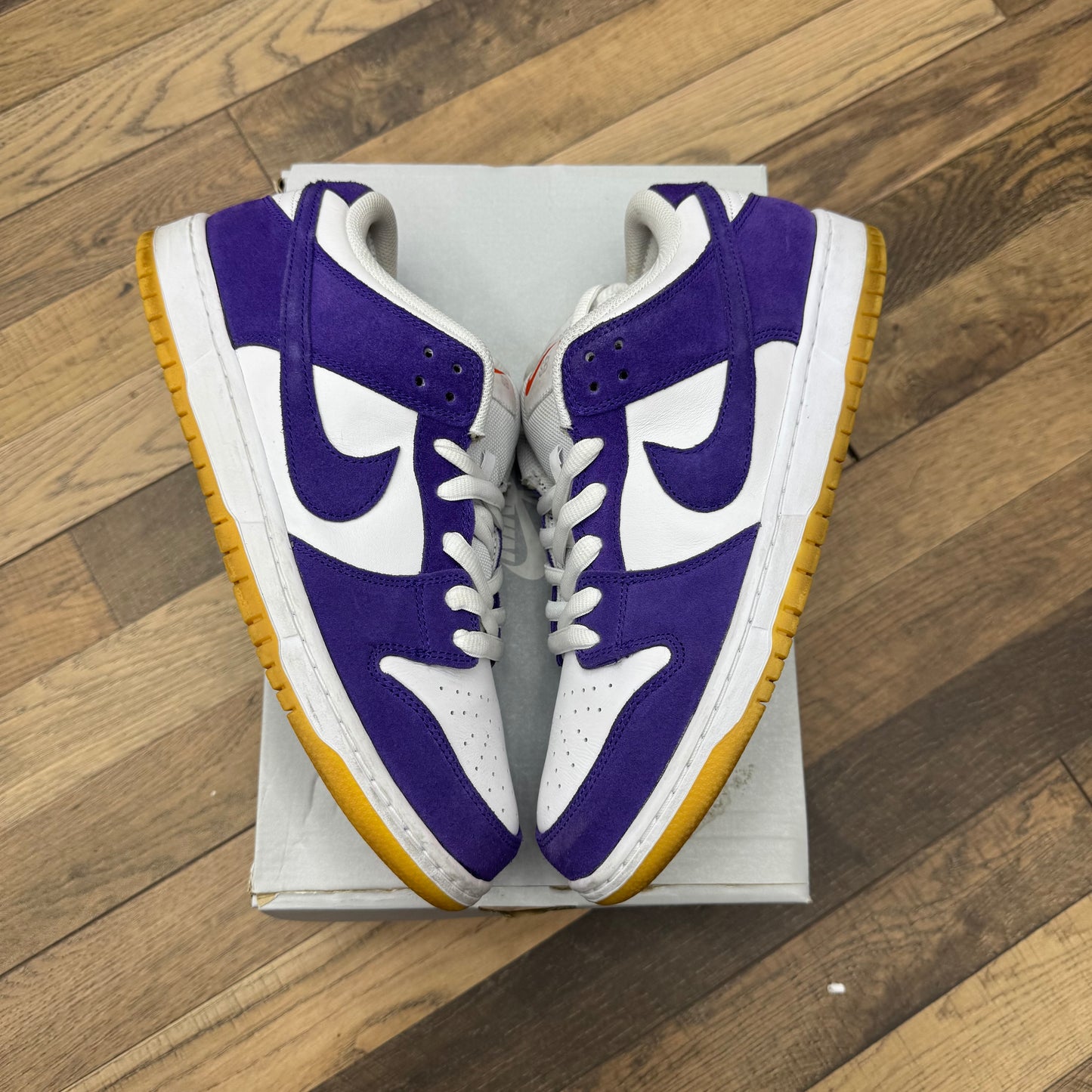 Nike SB Dunk Low Court Purple Orange Label Sz 10.5 (Preowned)