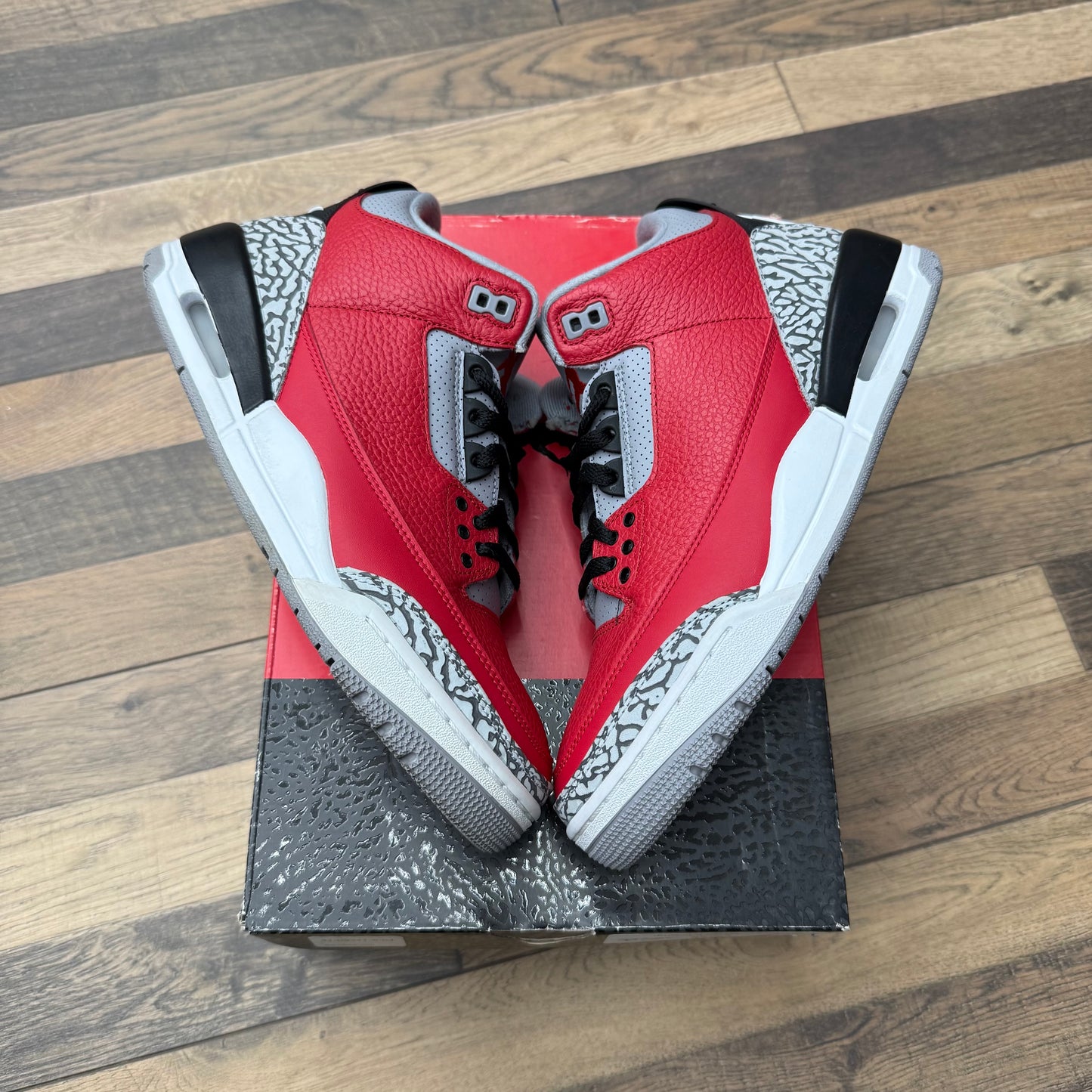 Jordan 3 SE Unite Sz 9 (Preowned)