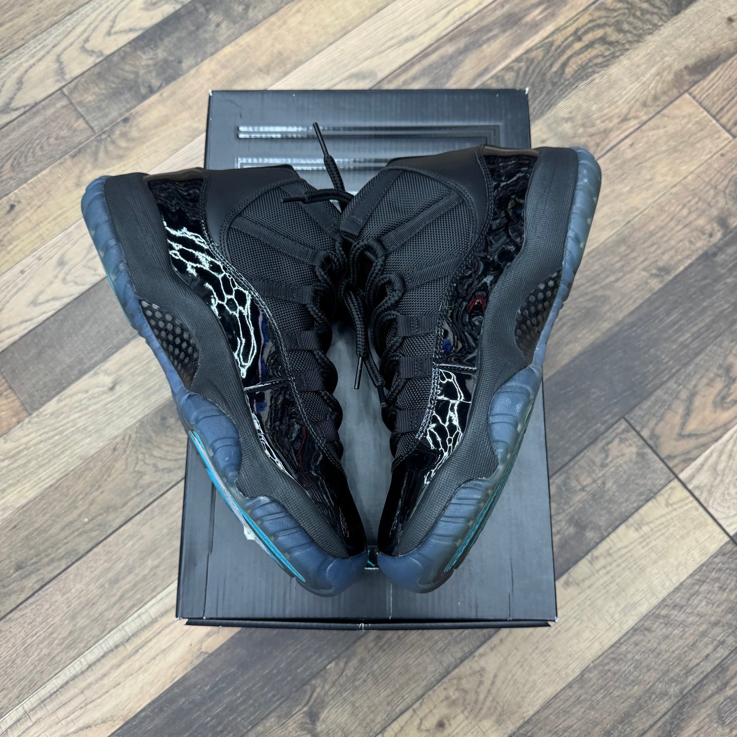 Jordan 11 Gamma Blue ‘14 Sz 9.5 (Preowned)