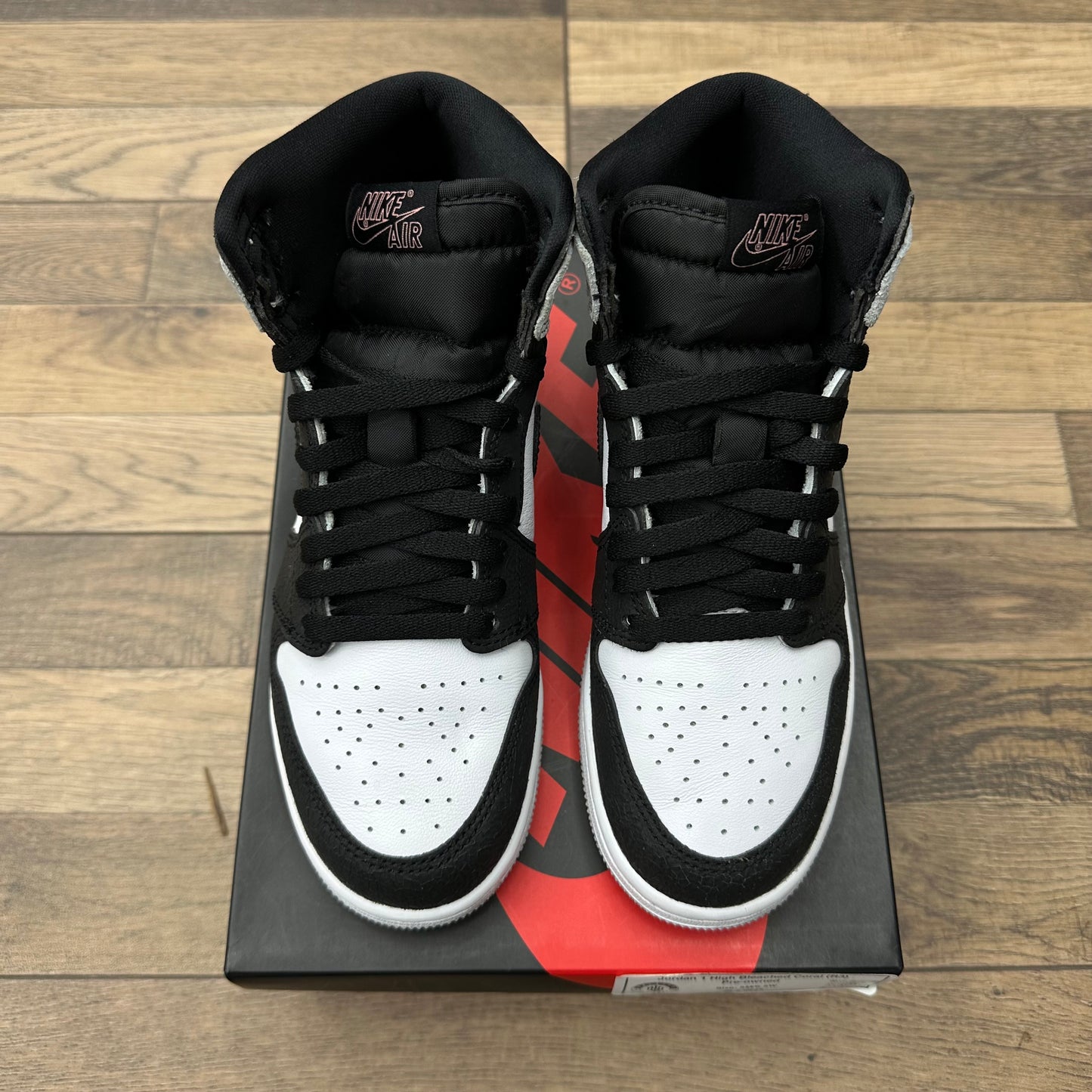 Jordan 1 High Bleached Coral Sz 5Y (Preowned)