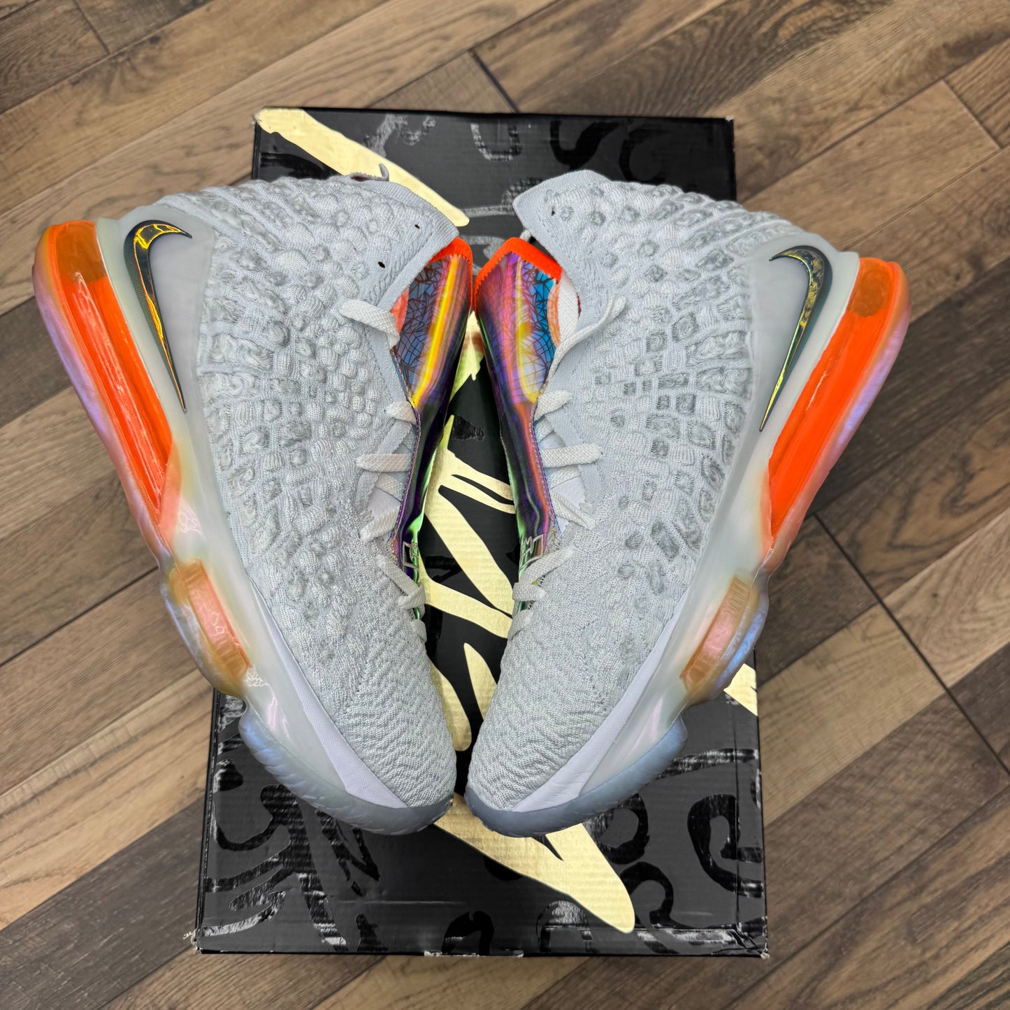 Jordan 17 Future Air Sz 9 (Preowned)