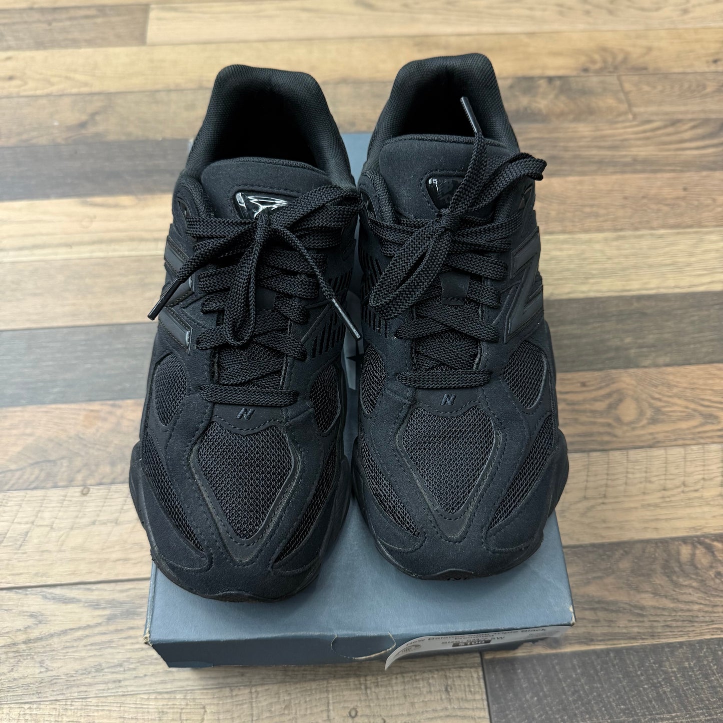 New Balance 9060 Triple Black Sz 6M/7.5W (Preowned)