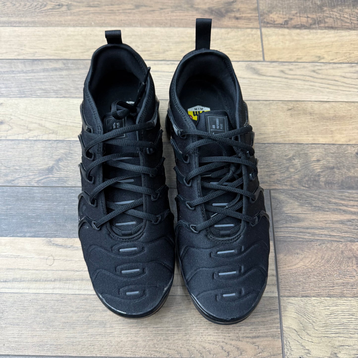 Nike Vapormax Plus Triple Black Sz 9.5 (Preowned)