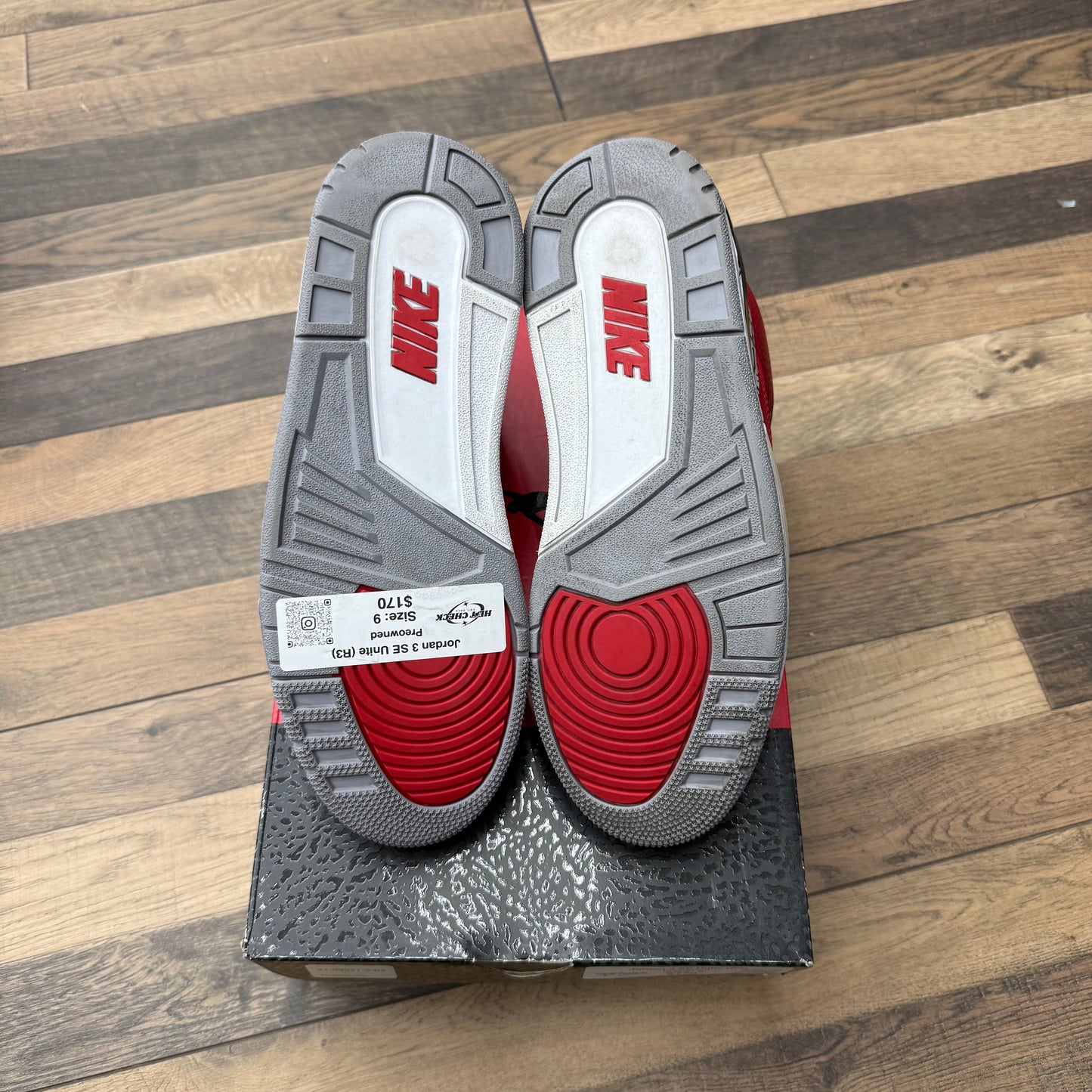Jordan 3 SE Unite Sz 9 (Preowned)