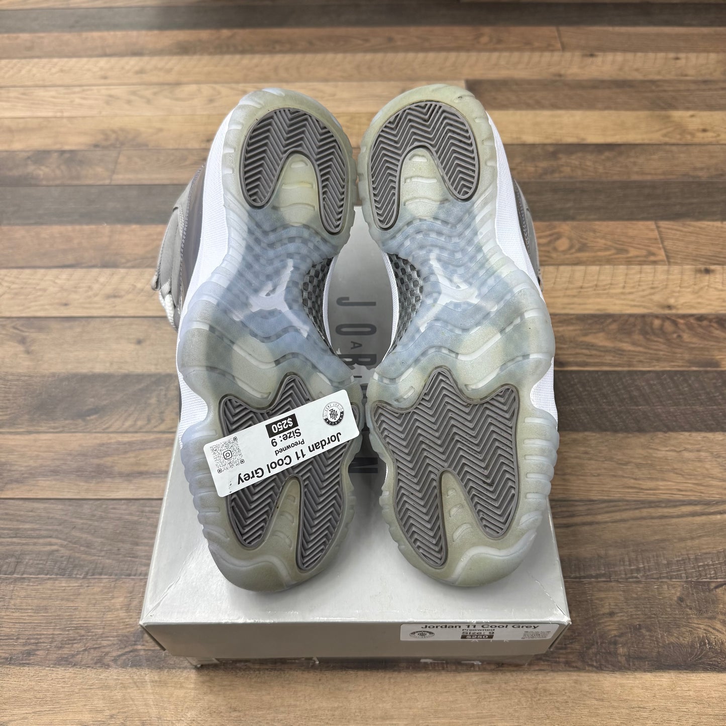 Jordan 11 Cool Grey Sz 9 (Preowned)