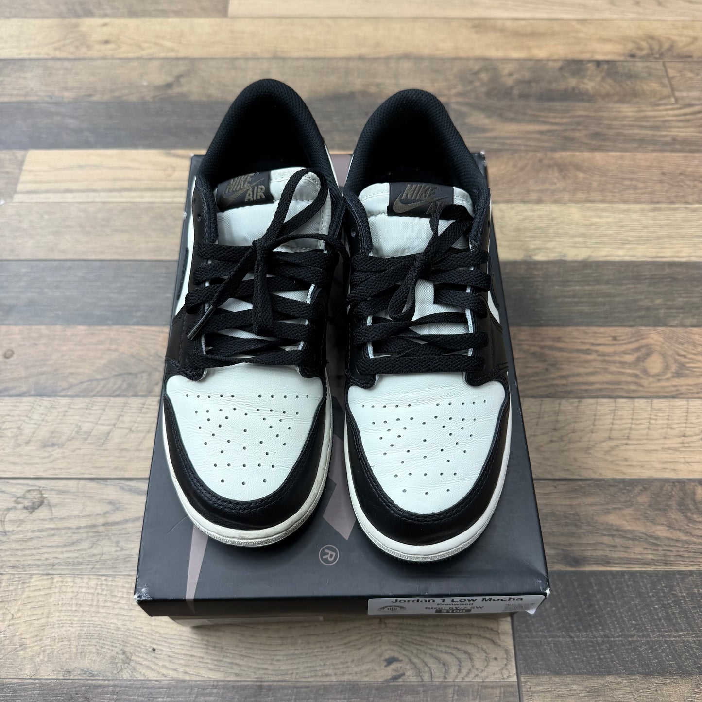 Jordan 1 Low Mocha Sz 6Y/7.5W (Preowned)