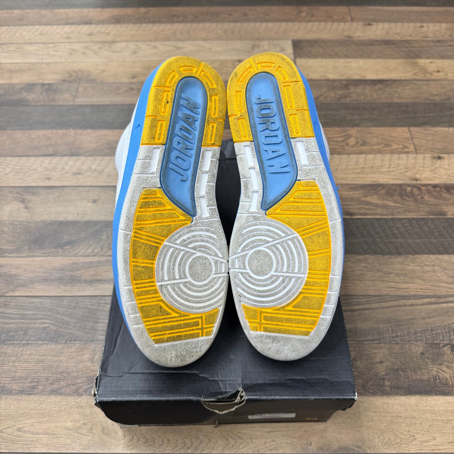 Jordan 2 Melo Sz 9 (Preowned)