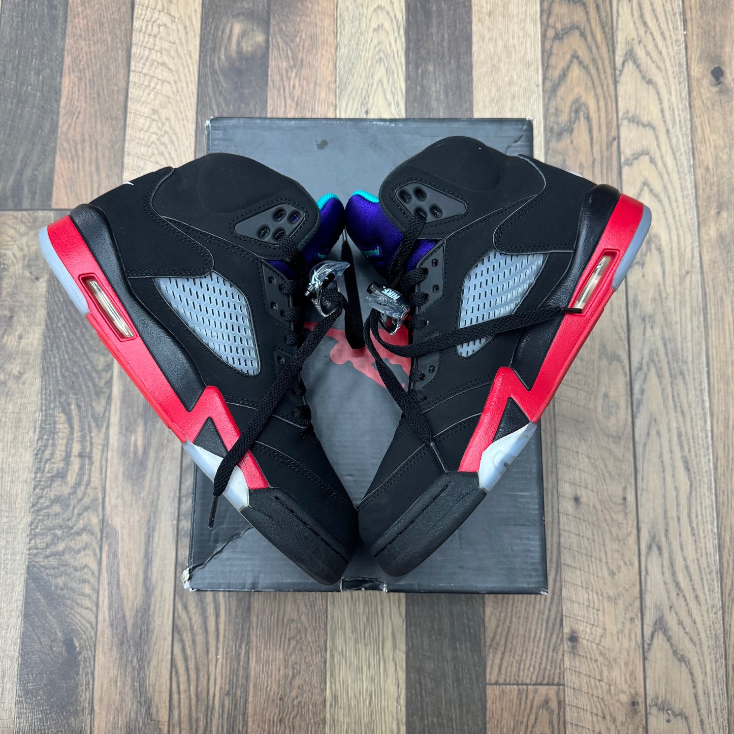 Jordan 5 Top 3 Sz 8 (Preowned)