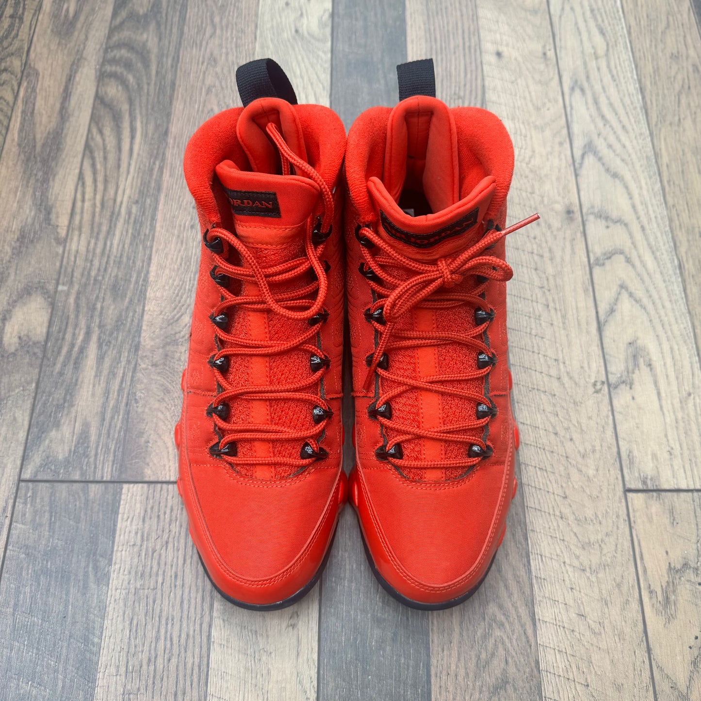 Jordan 9 Chile Red Sz 9 (Preowned)