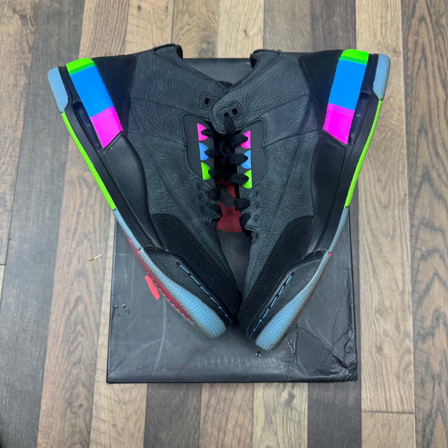 Jordan 3 Quai 54 Sz 9.5 (Preowned)