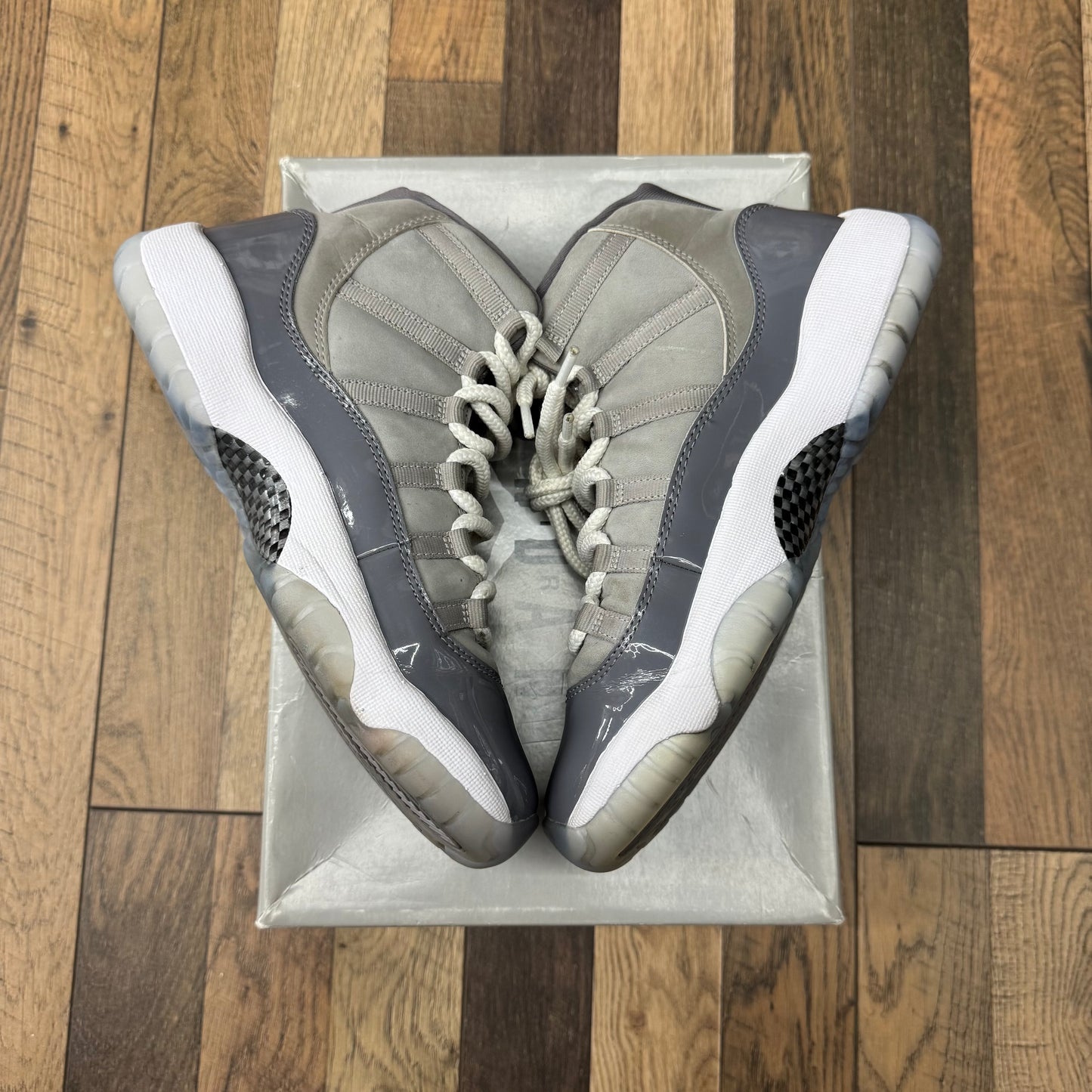 Jordan 11 Cool Grey Sz 6.5Y (Preowned)