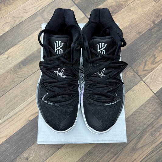 Nike Kyrie 5 Black Magic Sz 9 (Preowned)