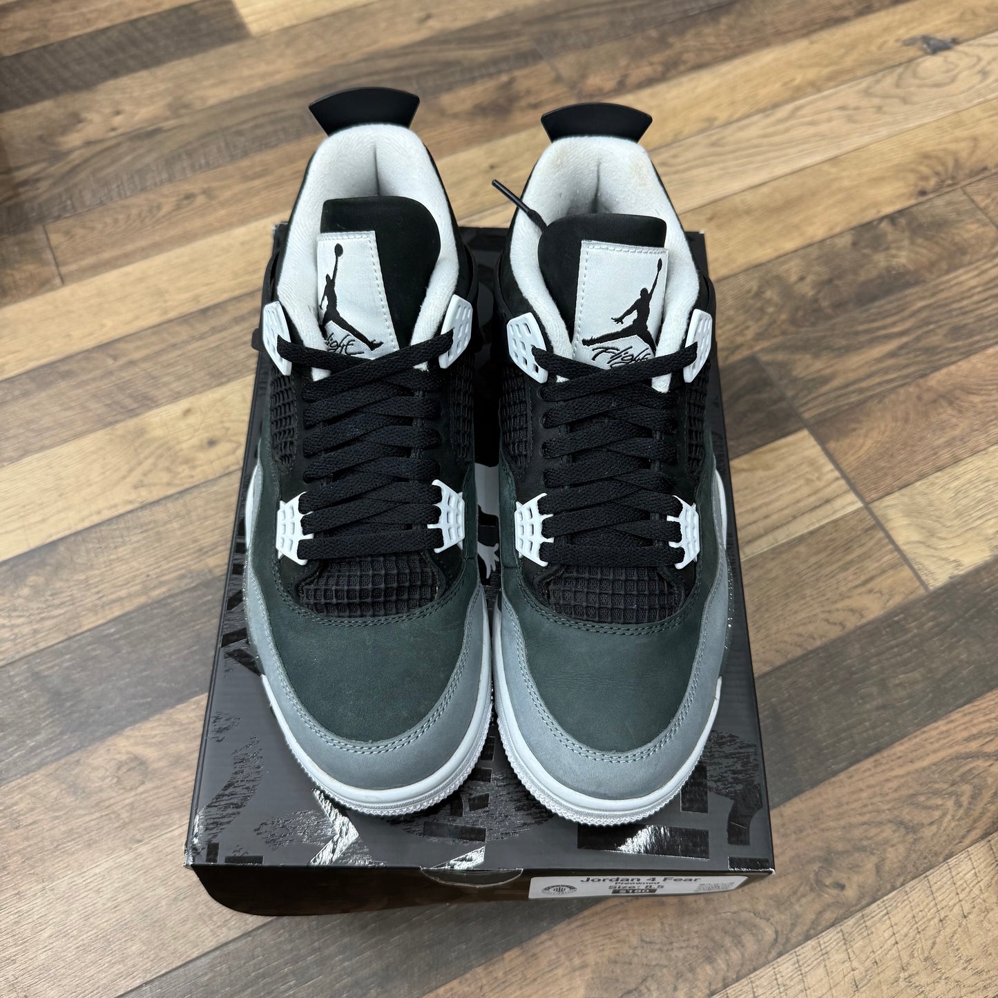 Jordan 4 Fear Sz 8.5 (Preowned)