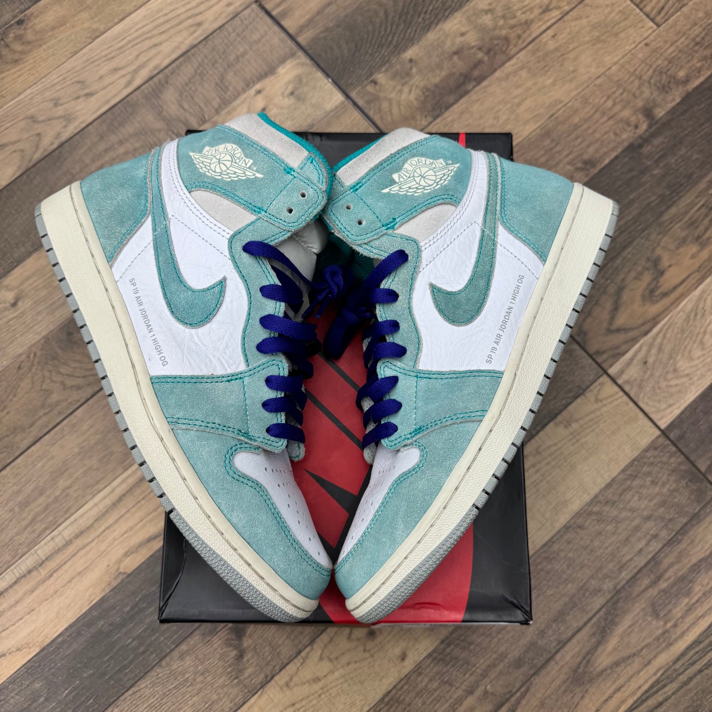 Jordan 1 High Turbo Green Sz 9 (Preowned)