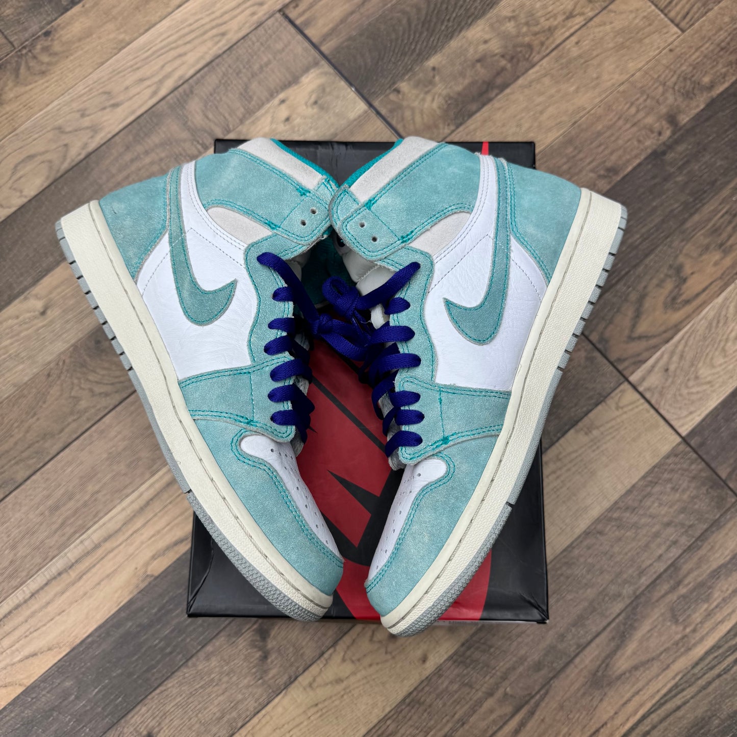 Jordan 1 High Turbo Green Sz 9 (Preowned)