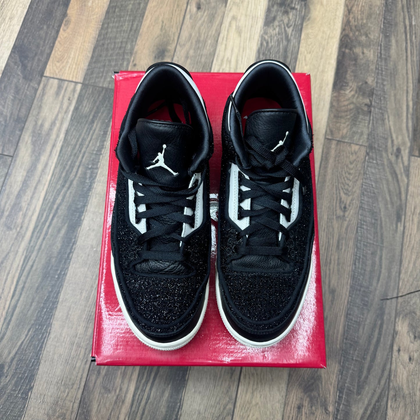 Jordan 3 Vogue Sz 9W/7.5M (Preowned)