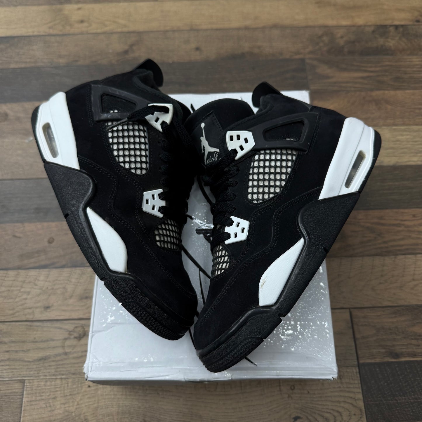 Jordan 4 White Thunder Sz 6.5Y/8W (Preowned)