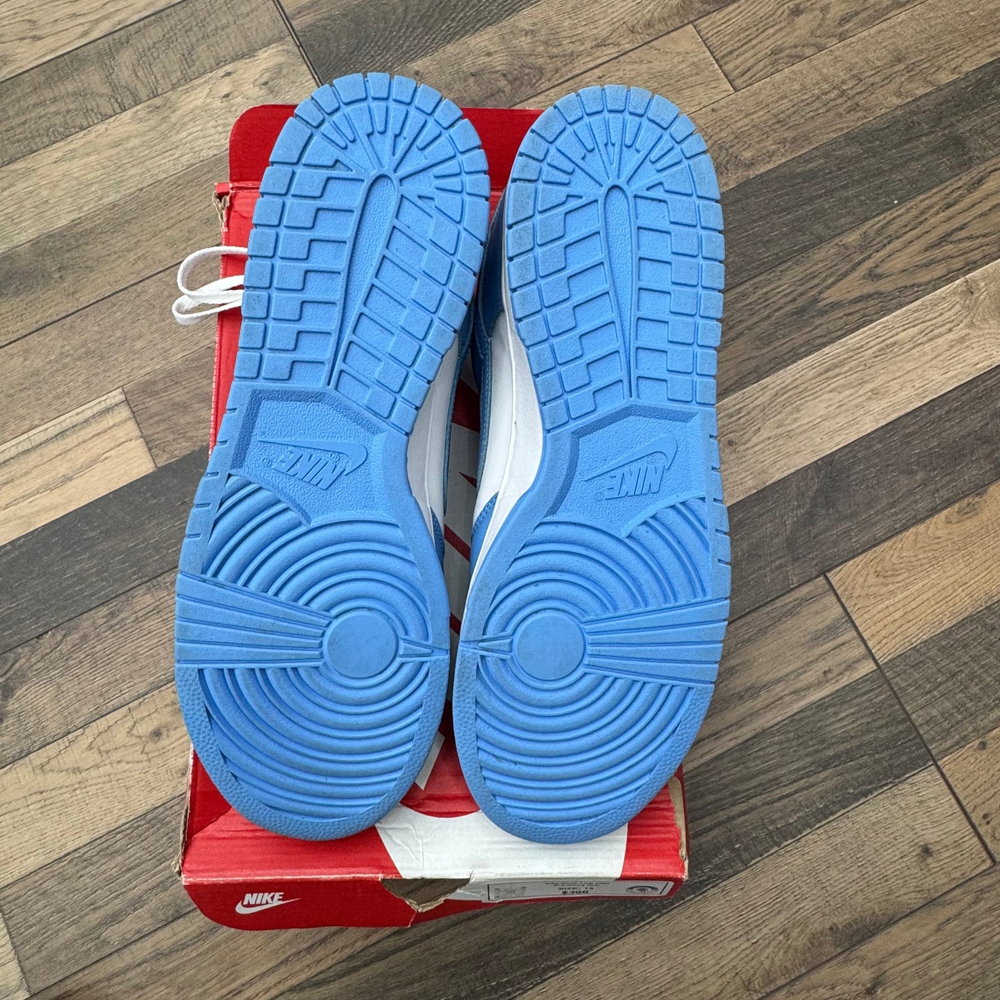 Nike Dunk Low UNC Sz 13 (Preowned)