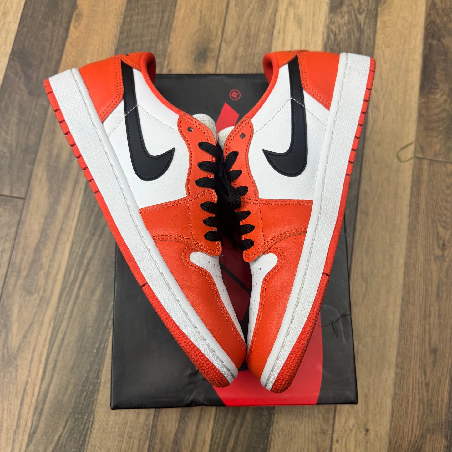Jordan 1 Low Starfish Sz 10W/8.5M (Preowned)