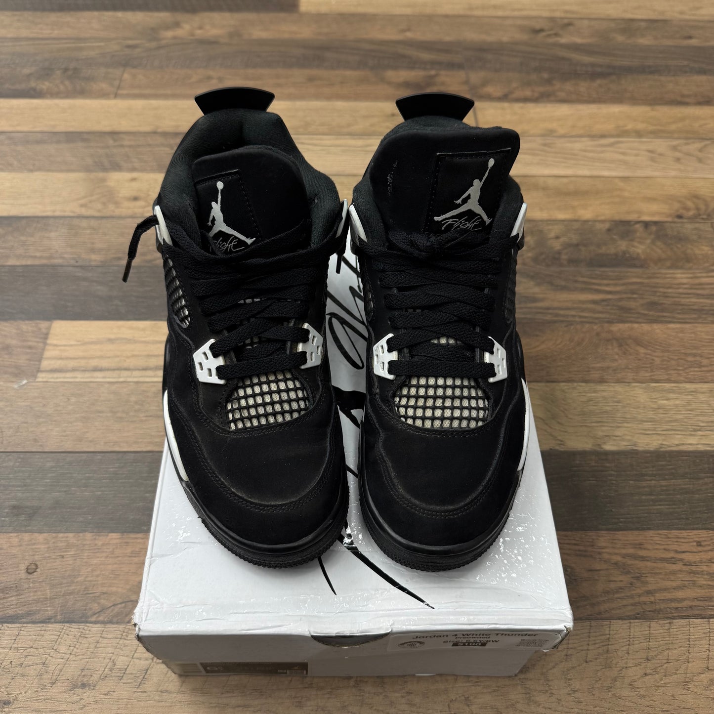 Jordan 4 White Thunder Sz 6.5Y/8W (Preowned)