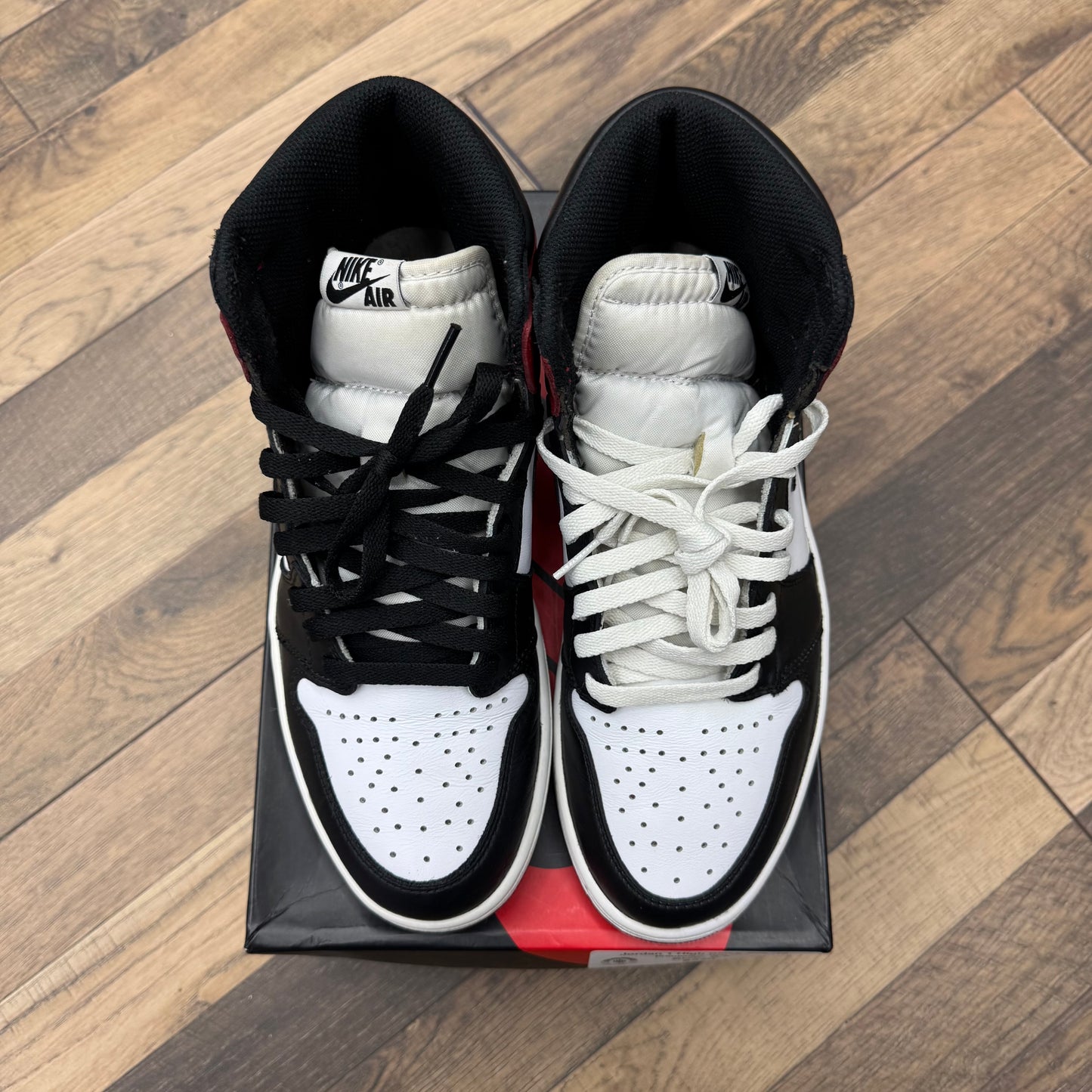 Jordan 1 High Black Toe ‘16 Sz 9.5 (Preowned)