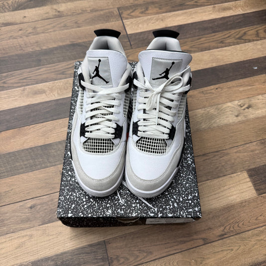 Jordan 4 Military Black Sz 10 (Preowned)