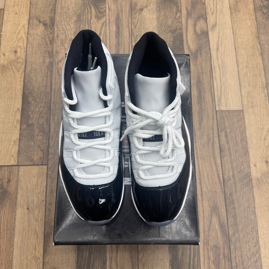 Jordan 11 Concord Sz 9 (Preowned)